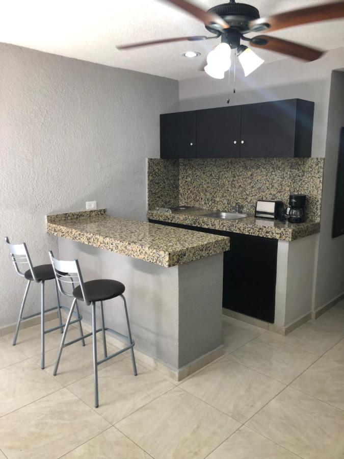 Mayan Caribe Apart-Hotel Плая-дель-Кармен Экстерьер фото